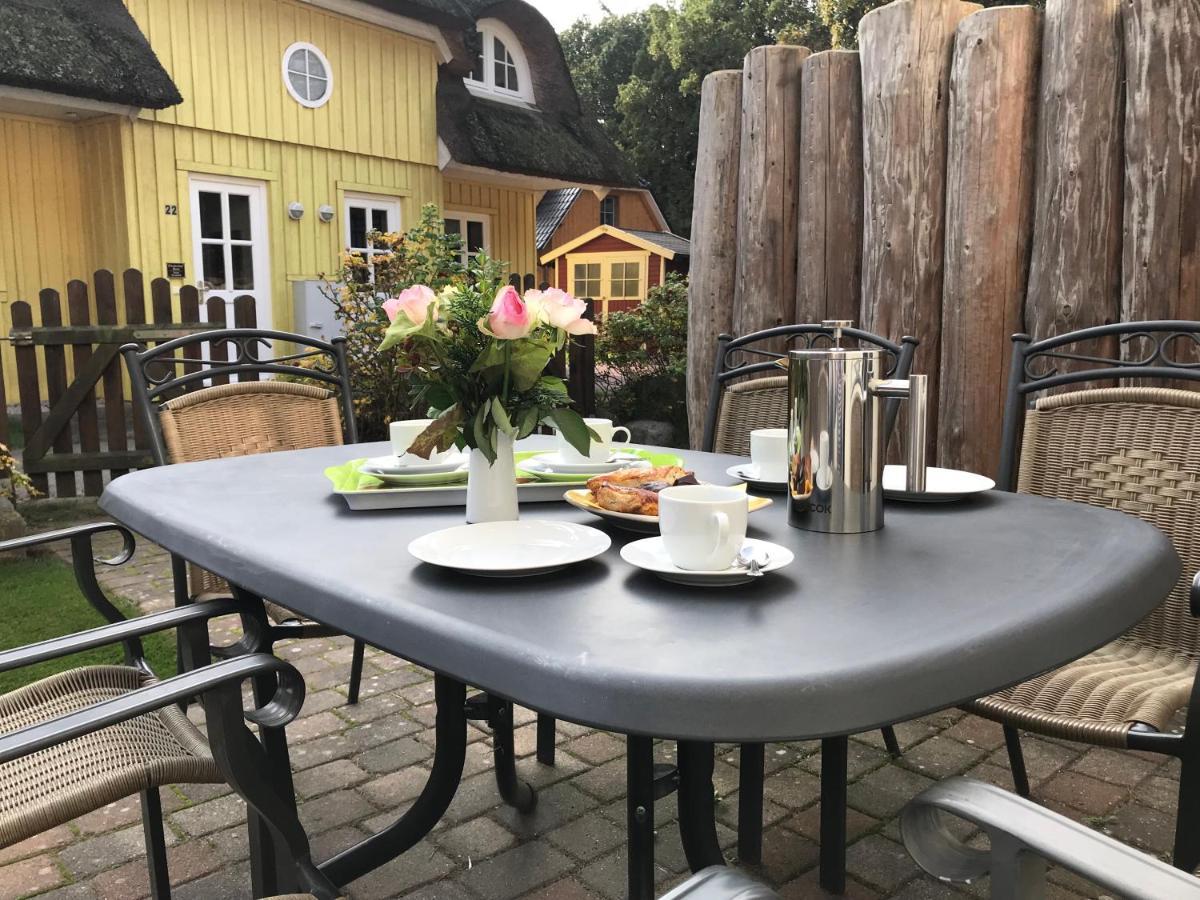 Ferienhaus Zander Mit Sauna 보른 외부 사진
