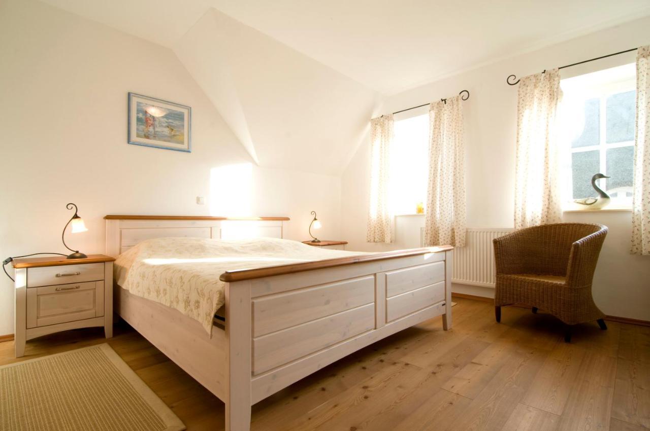 Ferienhaus Zander Mit Sauna 보른 외부 사진